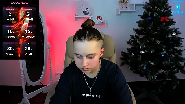 Dolly  Queen  online show from 01/12/25, 08:25