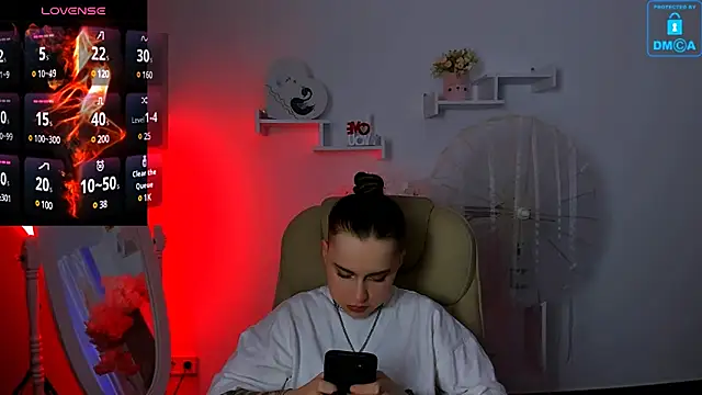 Dolly  Queen  online show from 01/28/25, 10:23