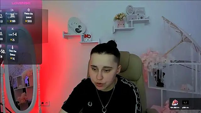 Dolly  Queen  online show from 02/28/25, 08:50