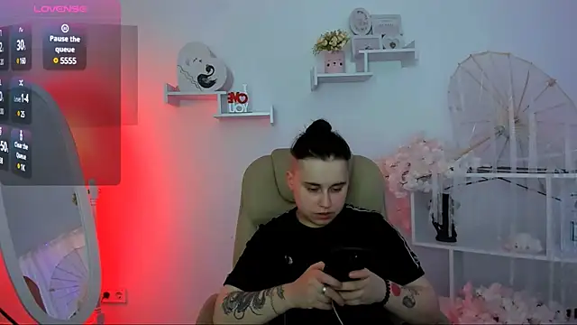 Dolly  Queen  online show from 03/07/25, 11:27