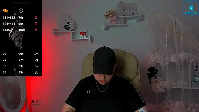 Dolly  Queen  online show from 03/22/25, 08:15