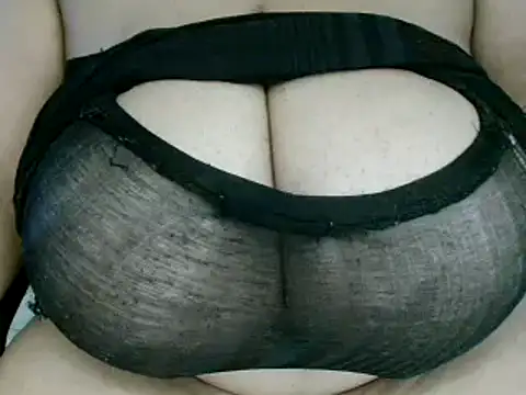 Hugetittiesxx2 online show from 02/16/25, 03:37