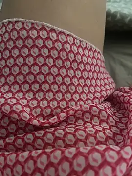 Snapshot of luna_14 chatting on 09/11/25, 08:14 luna 14 online show from 09/11/25, 08:14