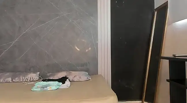 YummyDuooo online show from 02/06/25, 01:32