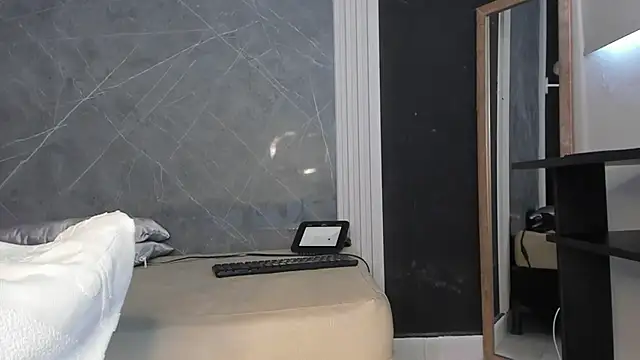 YummyDuooo online show from 02/07/25, 06:13