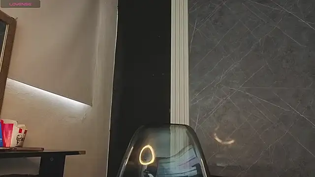 YummyDuooo online show from 10/11/25, 05:22