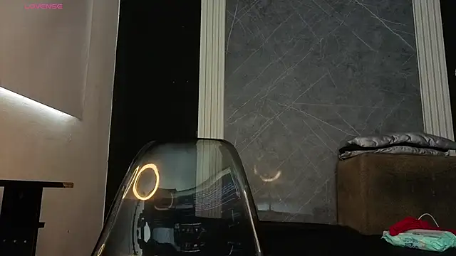 YummyDuooo online show from 11/28/25, 04:42