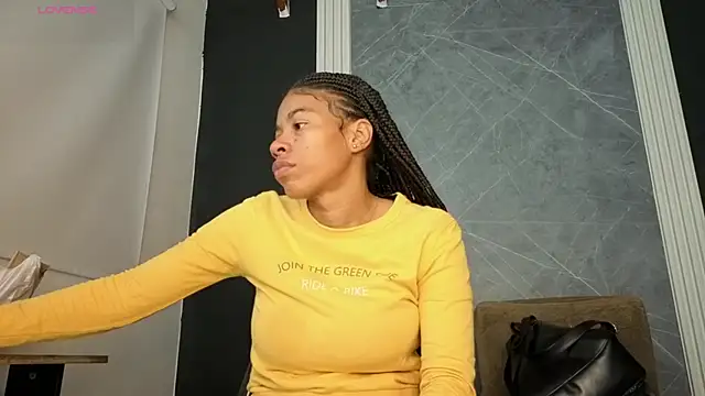 Snapshot of YummyDuooo chatting on 01/16/26, 12:42 YummyDuooo online show from 01/16/26, 12:42