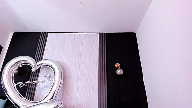 YummyDuooo online show from 04/15/26, 07:58