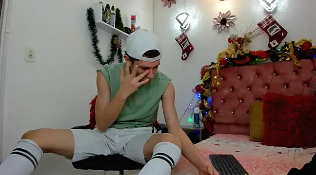 flowers18 online show from 12/23/24, 03:50