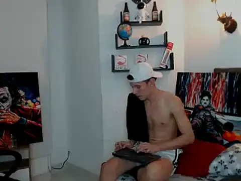 flowers18 online show from 02/01/25, 12:07