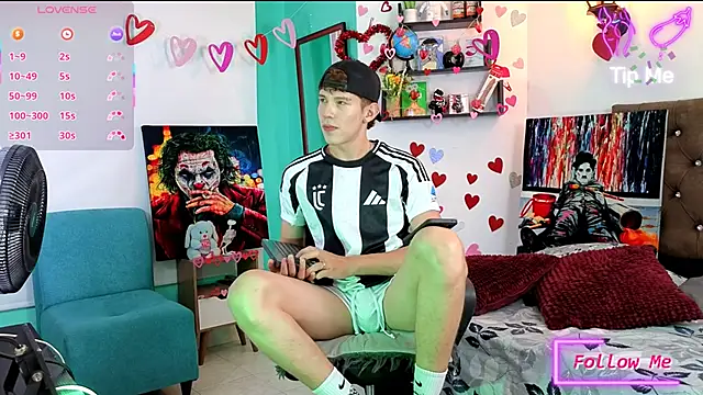 flowers18 online show from 09/25/25, 10:46