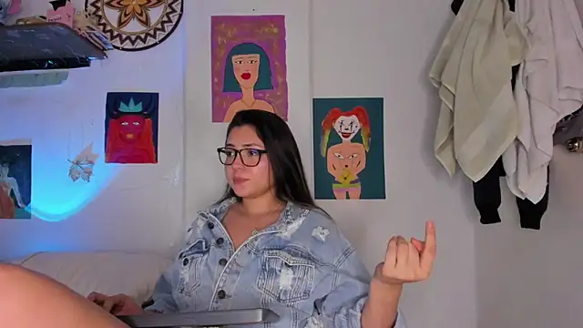 azumi cutiepie  online show from 03/03/25, 11:24