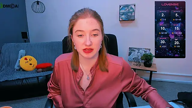 Snapshot of daisy_candy chatting on 12/24/24, 01:49 daisy candy online show from 12/24/24, 01:49