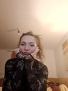 Snapshot of ludovika09 chatting on 05/14/26, 09:43 ludovika09 online show from 05/14/26, 09:43