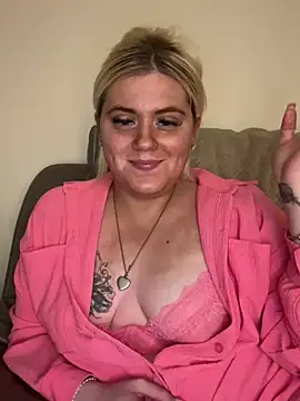 Blondiee3088 online show from 01/08/25, 12:49