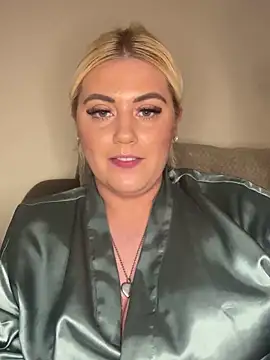 Blondiee3088 online show from 03/04/25, 05:03