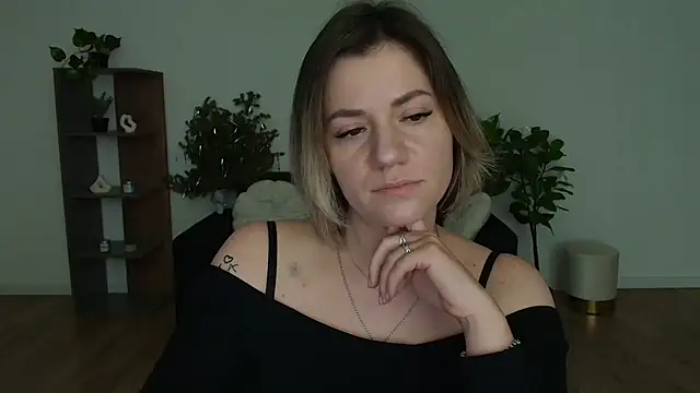 MariaSttone online show from 02/04/25, 04:29