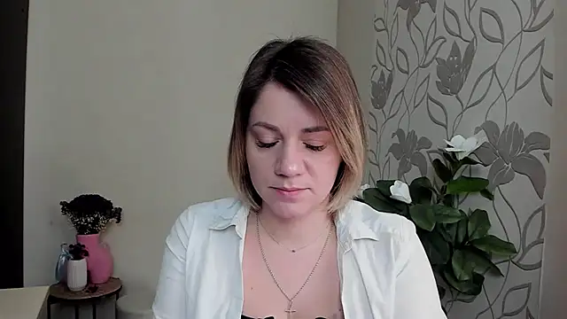 MariaSttone online show from 02/25/25, 11:41