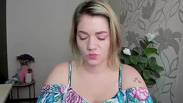 MariaSttone online show from 10/20/25, 11:21