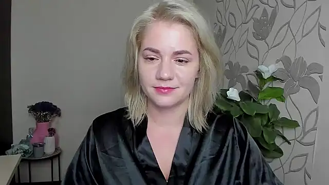 MariaSttone online show from 11/14/25, 10:40