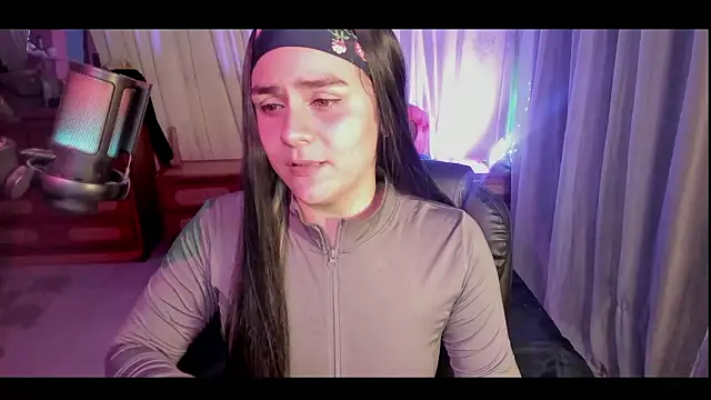 isabelacooperr online show from 02/10/26, 03:27