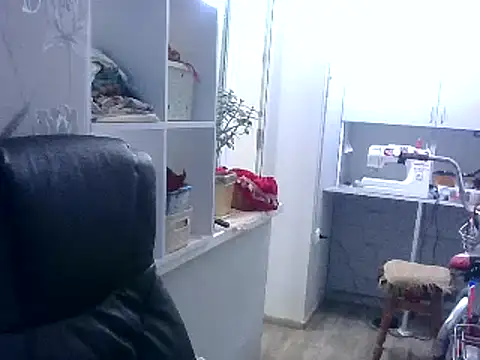 Snapshot of TanyaSweet634 chatting on 01/13/25, 04:19 TanyaSweet634 online show from 01/13/25, 04:19