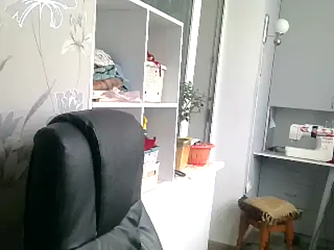 Snapshot of TanyaSweet634 chatting on 01/17/25, 10:22 TanyaSweet634 online show from 01/17/25, 10:22