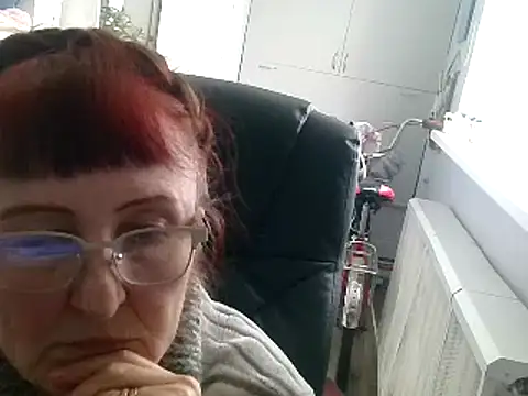 Snapshot of TanyaSweet634 chatting on 02/08/25, 10:07 TanyaSweet634 online show from 02/08/25, 10:07