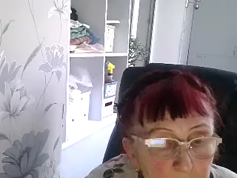 Snapshot of TanyaSweet634 chatting on 02/08/25, 02:38 TanyaSweet634 online show from 02/08/25, 02:38