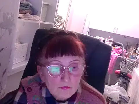 Snapshot of TanyaSweet634 chatting on 02/17/25, 04:15 TanyaSweet634 online show from 02/17/25, 04:15