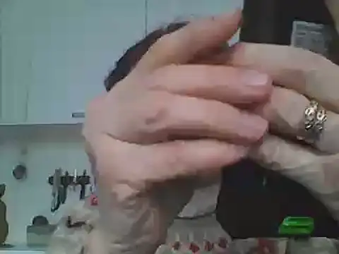 Snapshot of TanyaSweet634 chatting on 03/01/25, 12:12 TanyaSweet634 online show from 03/01/25, 12:12