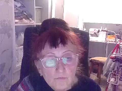 Snapshot of TanyaSweet634 chatting on 03/17/25, 06:32 TanyaSweet634 online show from 03/17/25, 06:32