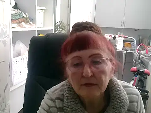 Snapshot of TanyaSweet634 chatting on 03/21/25, 06:49 TanyaSweet634 online show from 03/21/25, 06:49