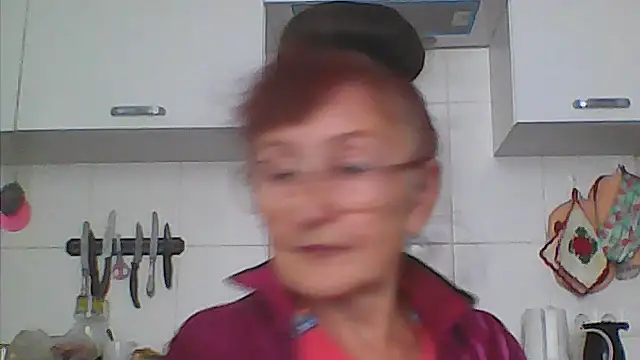 Snapshot of TanyaSweet634 chatting on 09/17/25, 06:04 TanyaSweet634 online show from 09/17/25, 06:04