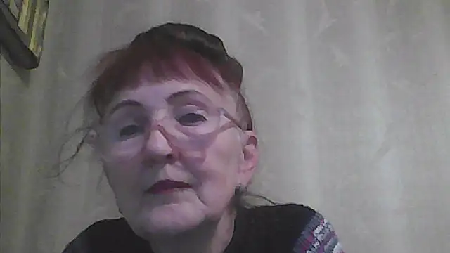 Snapshot of TanyaSweet634 chatting on 10/10/25, 06:12 TanyaSweet634 online show from 10/10/25, 06:12