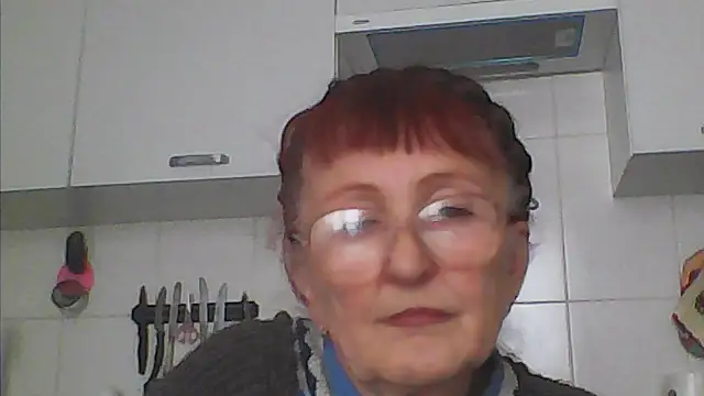 Snapshot of TanyaSweet634 chatting on 10/17/25, 09:23 TanyaSweet634 online show from 10/17/25, 09:23