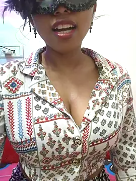 sandy naughty online show from 10/21/25, 04:41