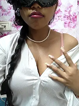 Snapshot of sandy_naughty chatting on 06/03/26, 05:29 sandy naughty online show from 06/03/26, 05:29