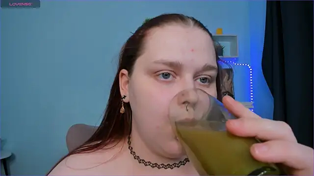 Snapshot of Crow_Diam0nd chatting on 12/12/24, 07:30 Crow Diam0nd online show from 12/12/24, 07:30