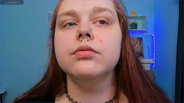 Snapshot of Crow_Diam0nd chatting on 12/22/24, 04:06 Crow Diam0nd online show from 12/22/24, 04:06