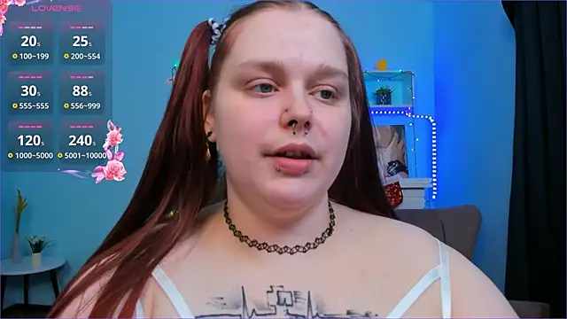 Snapshot of Crow_Diam0nd chatting on 12/23/24, 07:28 Crow Diam0nd online show from 12/23/24, 07:28