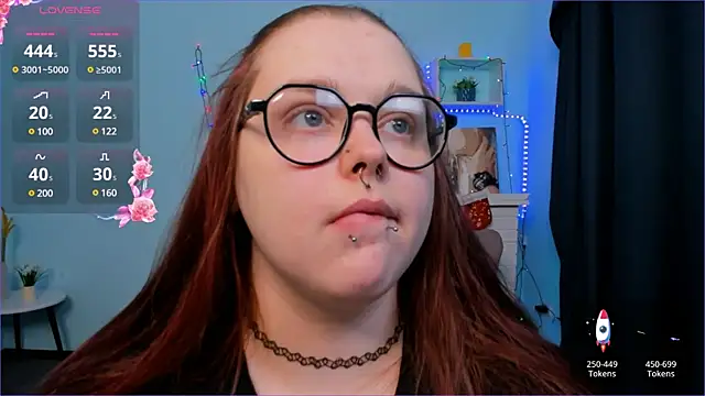 Snapshot of Crow_Diam0nd chatting on 12/27/24, 04:04 Crow Diam0nd online show from 12/27/24, 04:04