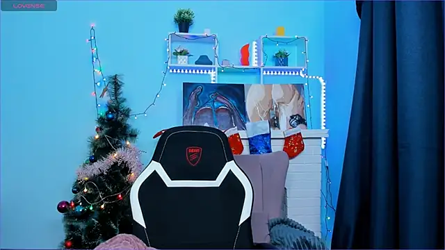 Snapshot of Crow_Diam0nd chatting on 12/30/24, 04:09 Crow Diam0nd online show from 12/30/24, 04:09