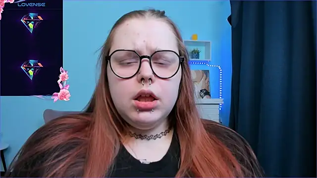 Snapshot of Crow_Diam0nd chatting on 01/25/25, 07:49 Crow Diam0nd online show from 01/25/25, 07:49