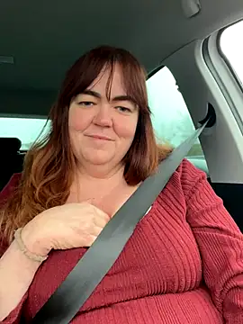 curvy-milf-abbie online show from 12/17/25, 11:27