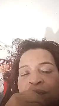 Snapshot of _violetta_- chatting on 02/24/25, 10:58  violetta - online show from 02/24/25, 10:58