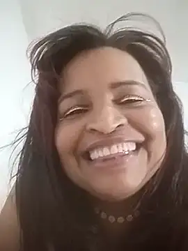 Snapshot of _violetta_- chatting on 02/28/25, 03:15  violetta - online show from 02/28/25, 03:15