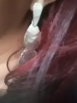 Snapshot of _violetta_- chatting on 03/01/25, 03:27  violetta - online show from 03/01/25, 03:27