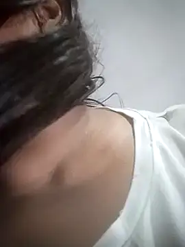 Snapshot of _violetta_- chatting on 03/02/25, 12:53  violetta - online show from 03/02/25, 12:53